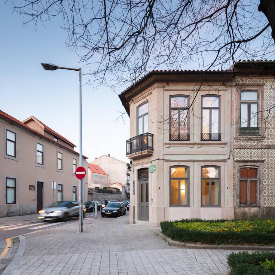 Apartment With Private Garden Порту Экстерьер фото